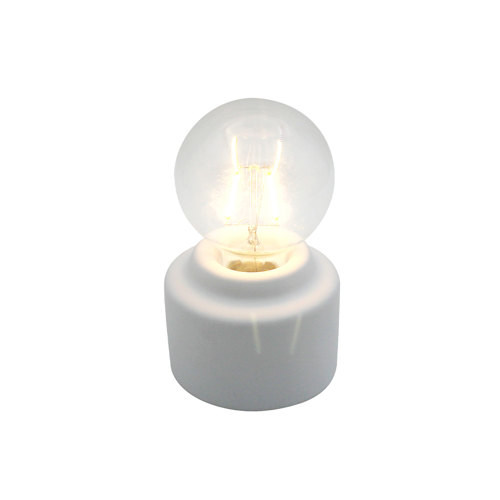 Solas buidéal bonn stroighne faoi stiúir solas béal bhéal